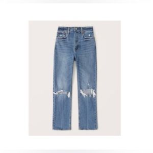Abercrombie & Fitch Ultra High Rise Ankle Straight Jean